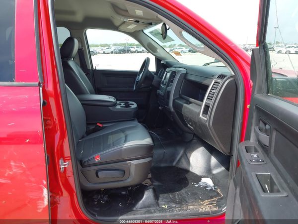 2022 RAM 1500 CLASSIC TRADESMAN  4X4 5'7 BOX