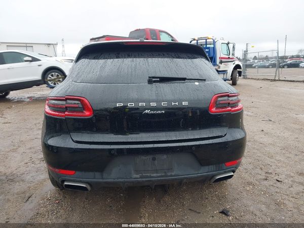 2017 PORSCHE MACAN