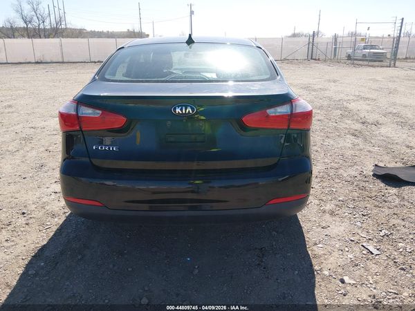 2016 KIA FORTE LX