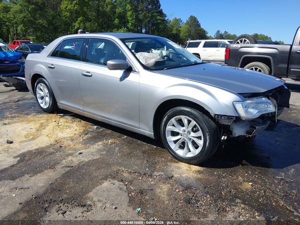 2015 CHRYSLER 300 LIMITED