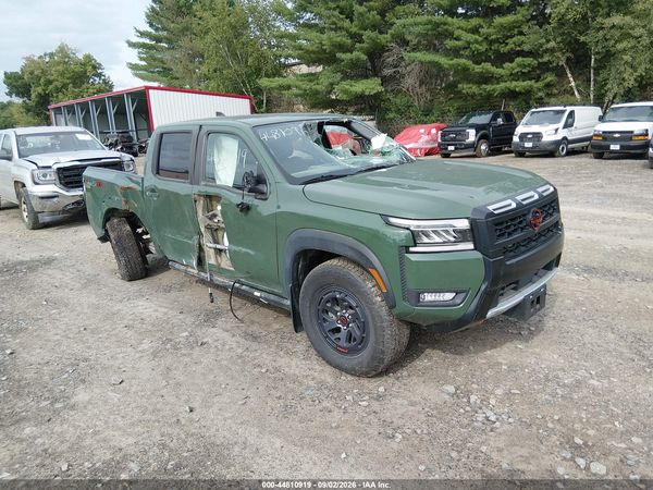 2025 NISSAN FRONTIER PRO-4X 4X4
