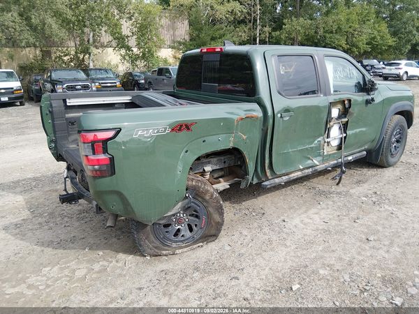 2025 NISSAN FRONTIER PRO-4X 4X4