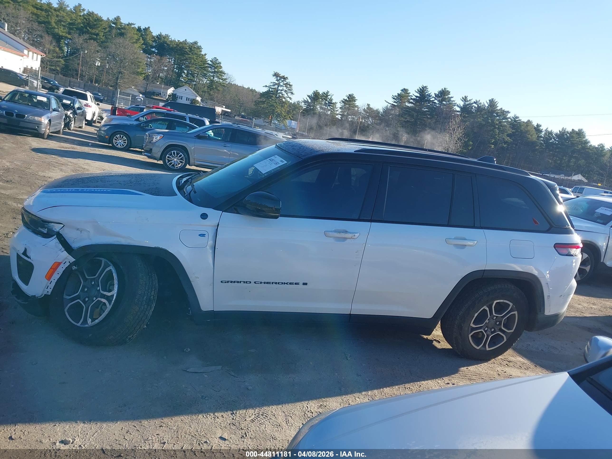 2023 JEEP GRAND CHEROKEE 4XE TRAILHAWK