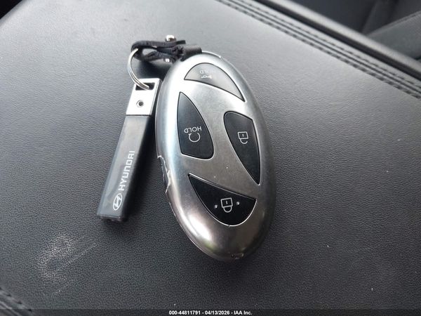 2025 HYUNDAI SANTA FE SE