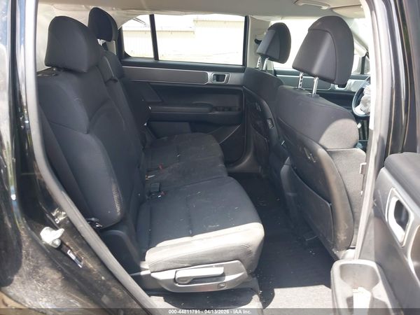2025 HYUNDAI SANTA FE SE