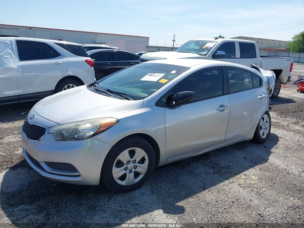 2016 KIA FORTE GL (Middle-Low Grade)