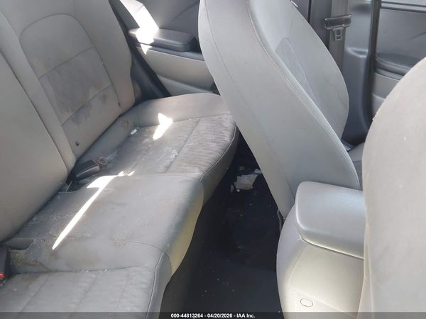 2016 KIA FORTE GL (Middle-Low Grade)