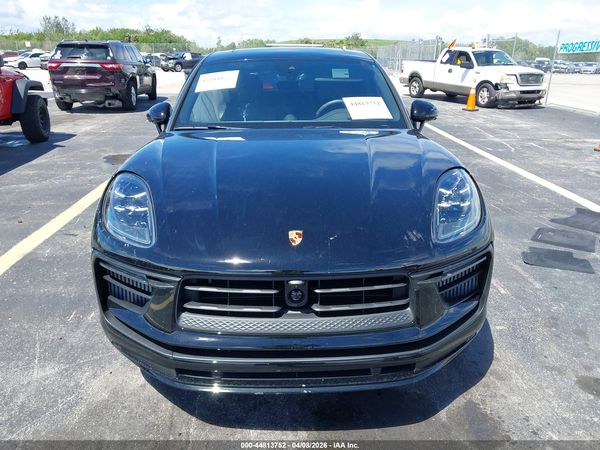 2026 PORSCHE MACAN S