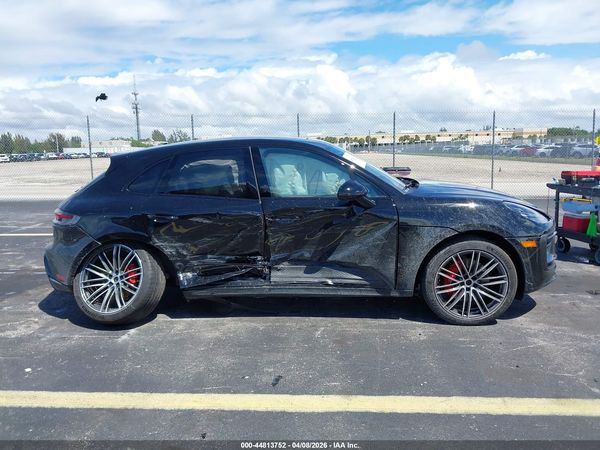 2026 PORSCHE MACAN S
