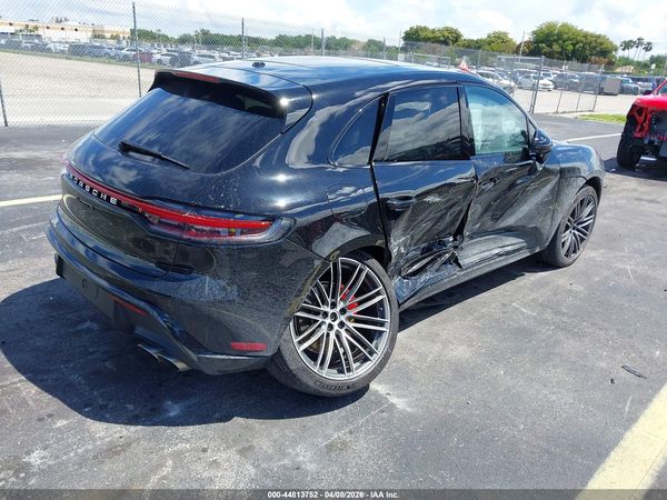 2026 PORSCHE MACAN S