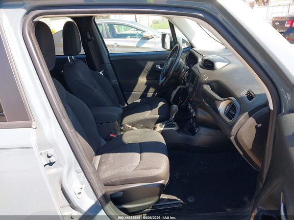 2017 JEEP RENEGADE LATITUDE 4X4