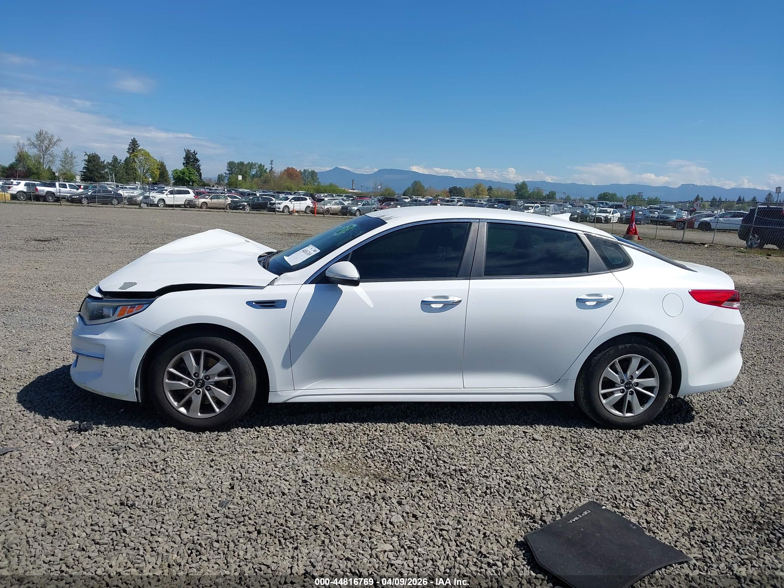 2016 KIA OPTIMA LX