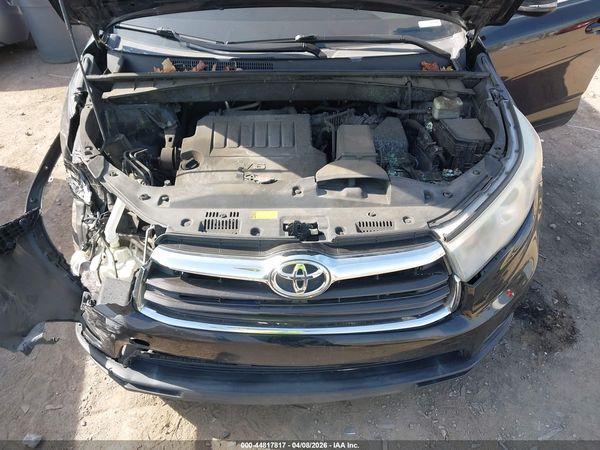 2016 TOYOTA HIGHLANDER XLE V6