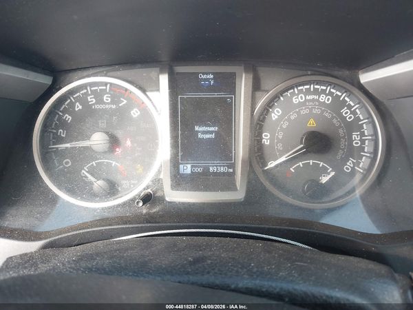 2022 TOYOTA TACOMA SR5 V6