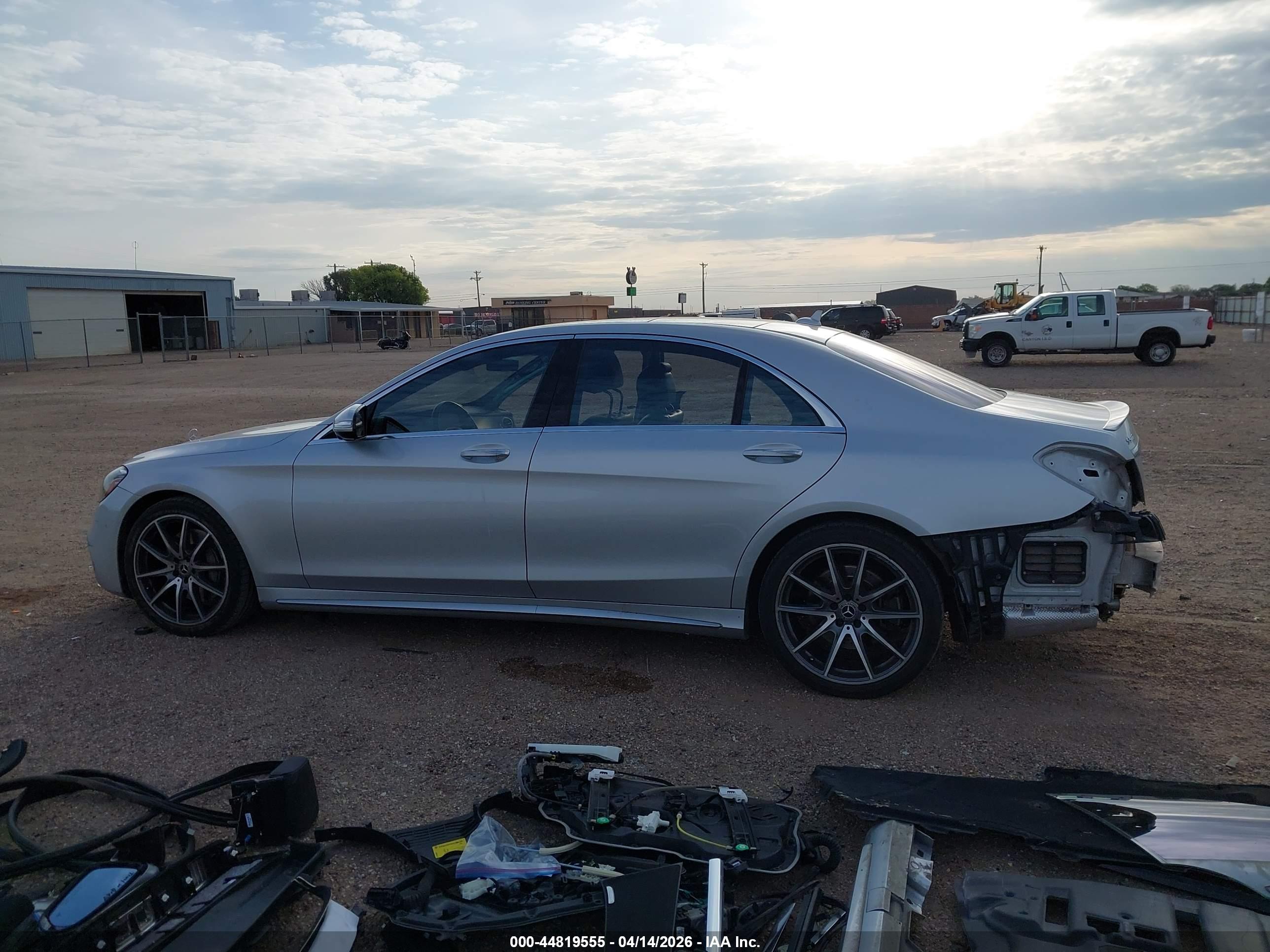 2020 MERCEDES-BENZ S 560 S560