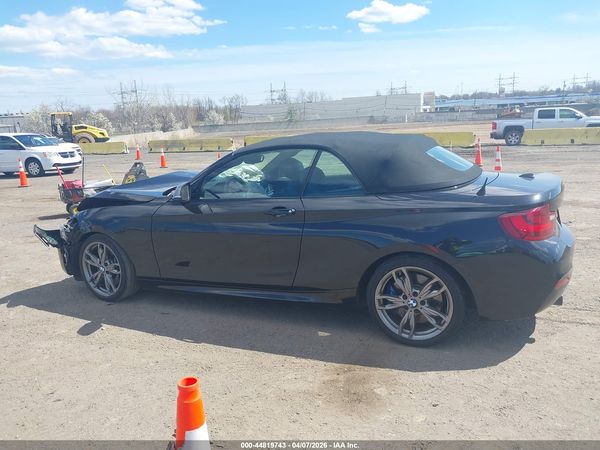 2015 BMW M235