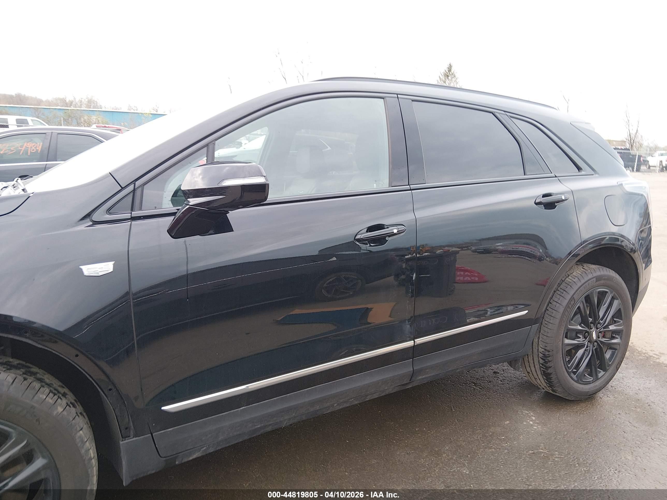 2025 CADILLAC XT5 AWD SPORT