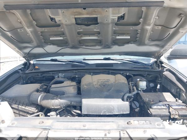 2016 TOYOTA TACOMA SR5 V6