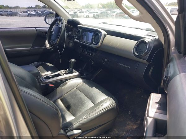 2016 TOYOTA TACOMA SR5 V6