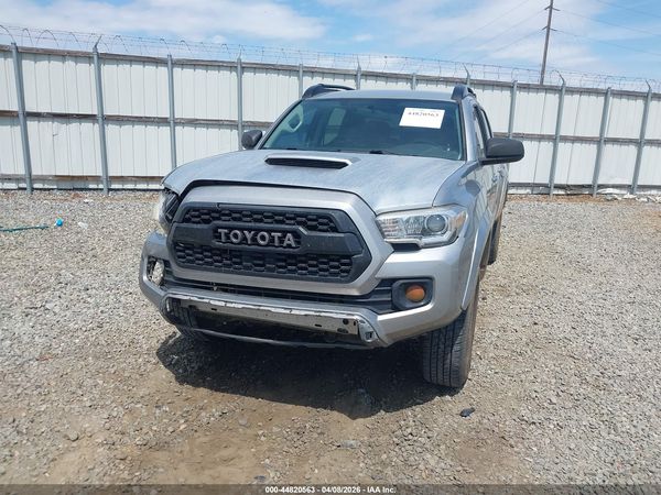 2016 TOYOTA TACOMA SR5 V6
