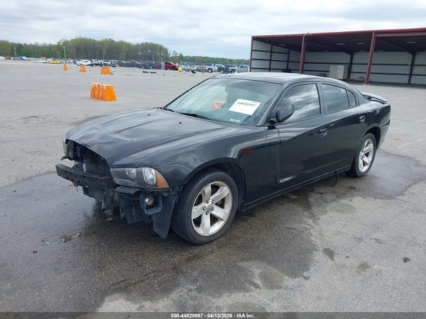 2012 DODGE CHARGER SXT