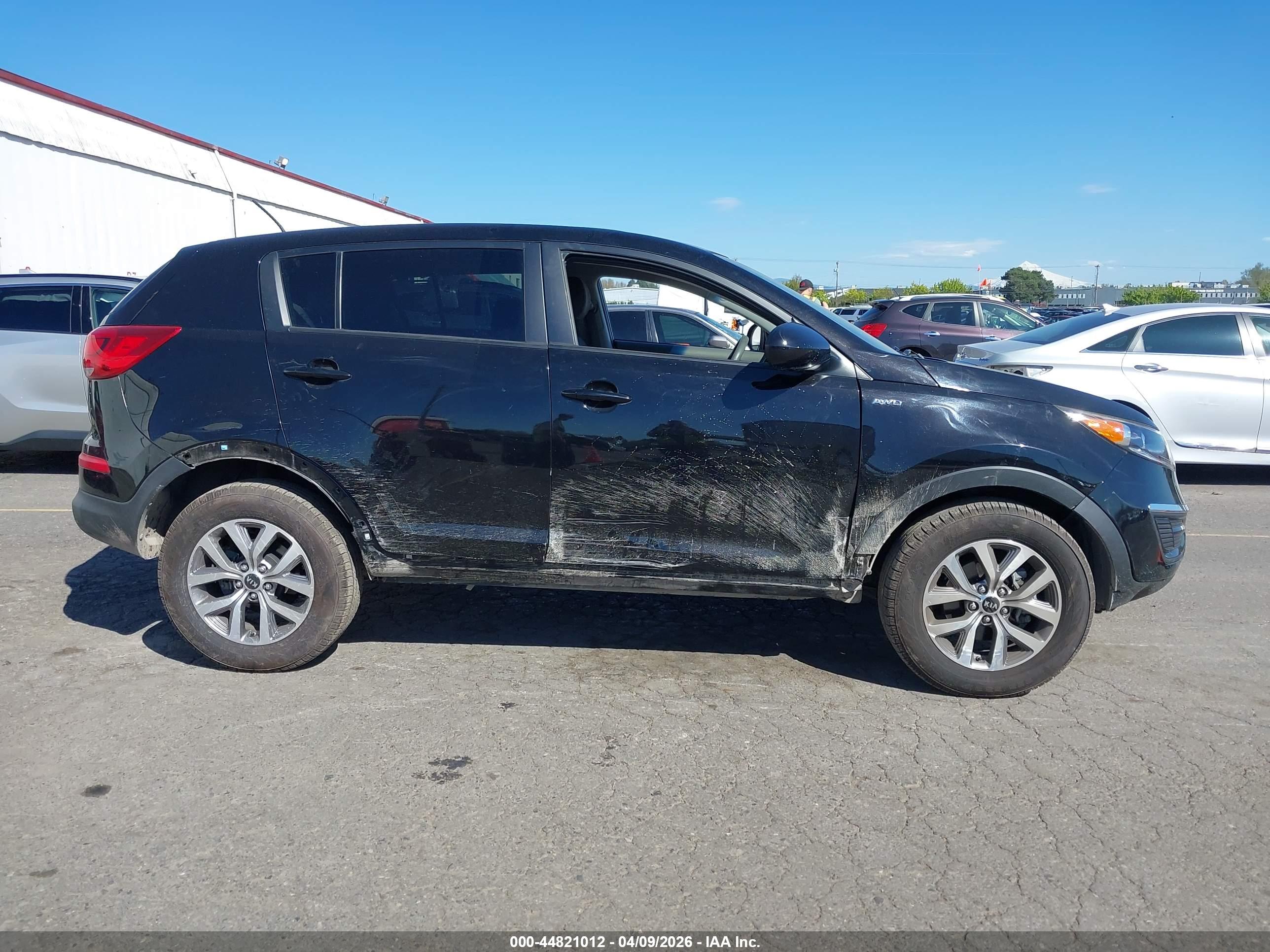 2016 KIA SPORTAGE LX