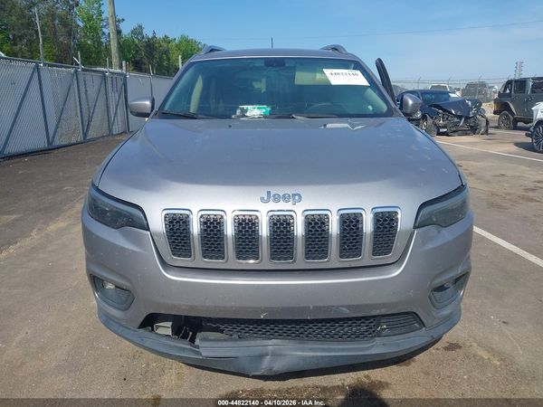 2019 JEEP CHEROKEE LATITUDE FWD