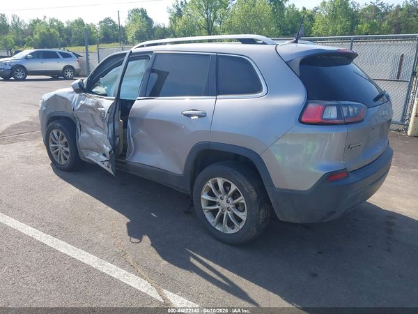 2019 JEEP CHEROKEE LATITUDE FWD