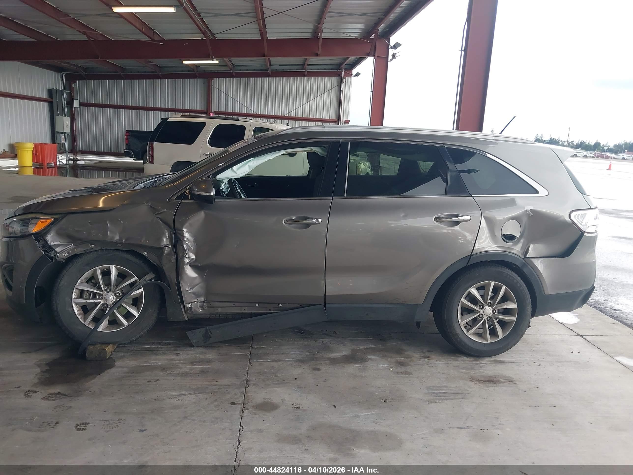 2017 KIA SORENTO 3.3L LX