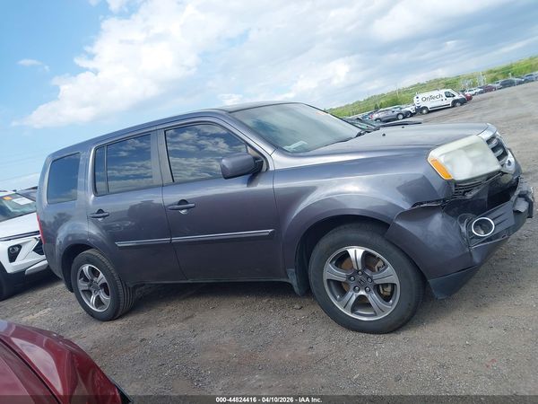 2015 HONDA PILOT SE