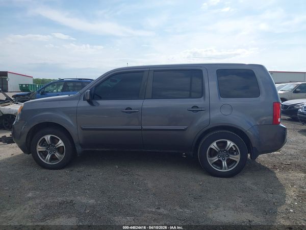 2015 HONDA PILOT SE