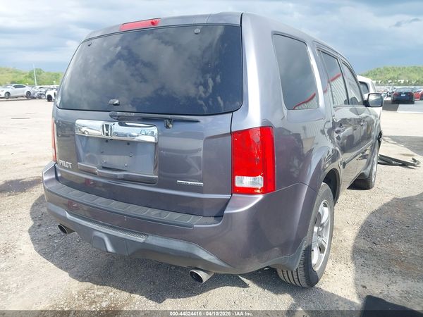 2015 HONDA PILOT SE