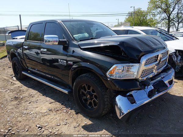 2017 RAM 1500 LARAMIE  4X4 5'7 BOX
