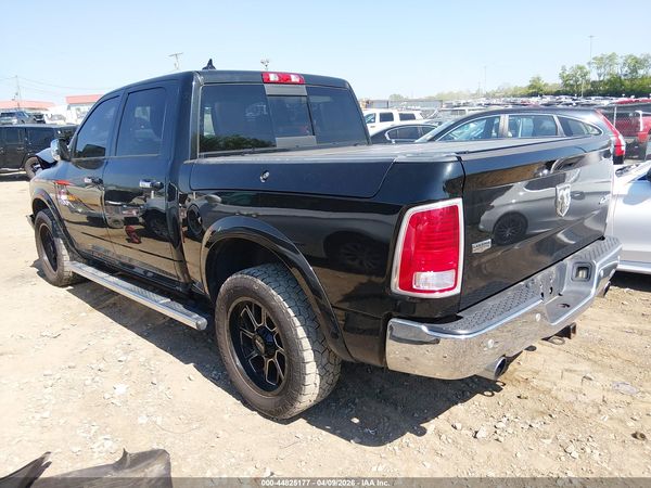 2017 RAM 1500 LARAMIE  4X4 5'7 BOX