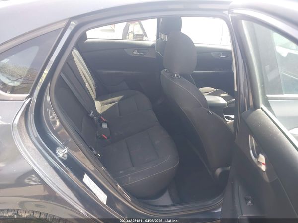 2021 KIA FORTE LXS