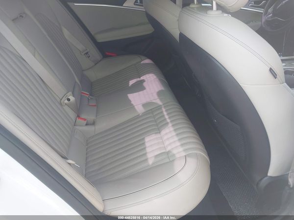 2023 GENESIS G70 2.0T RWD