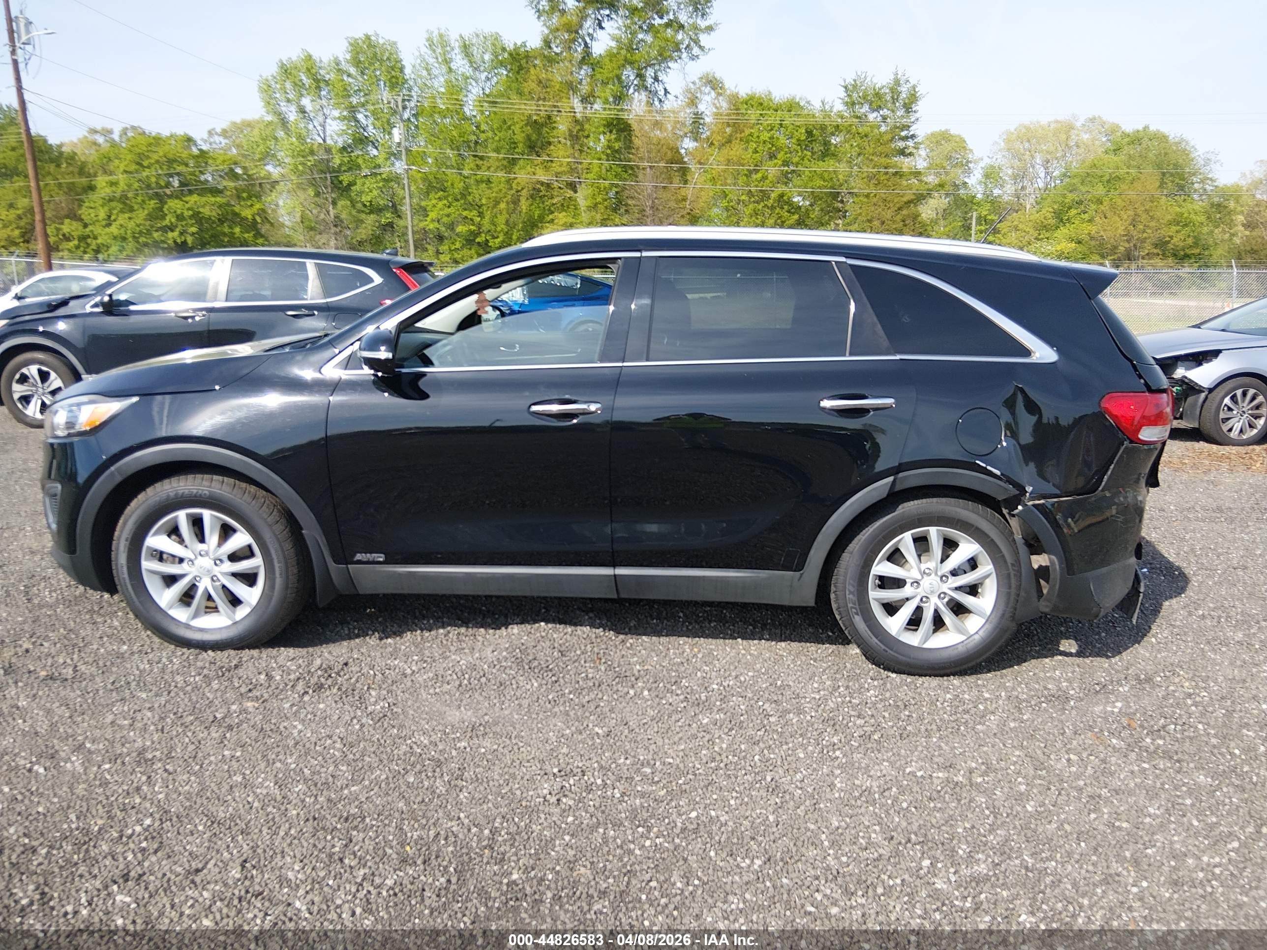 2016 KIA SORENTO 2.4L LX