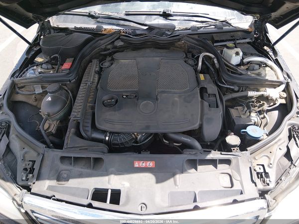 2013 MERCEDES-BENZ C 300 LUXURY 4MATIC
