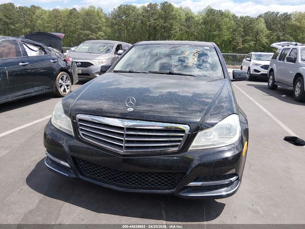 2013 MERCEDES-BENZ C 300 LUXURY 4MATIC