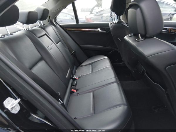2013 MERCEDES-BENZ C 300 LUXURY 4MATIC