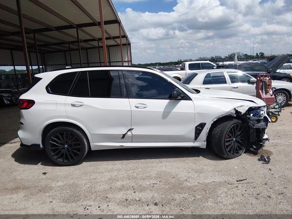 2022 BMW X5 M50I