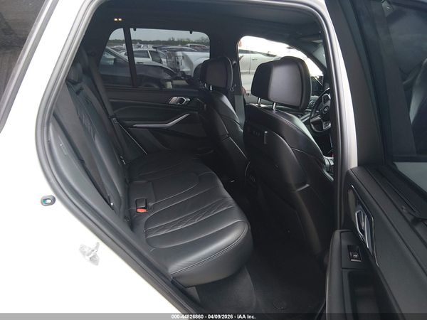 2022 BMW X5 M50I