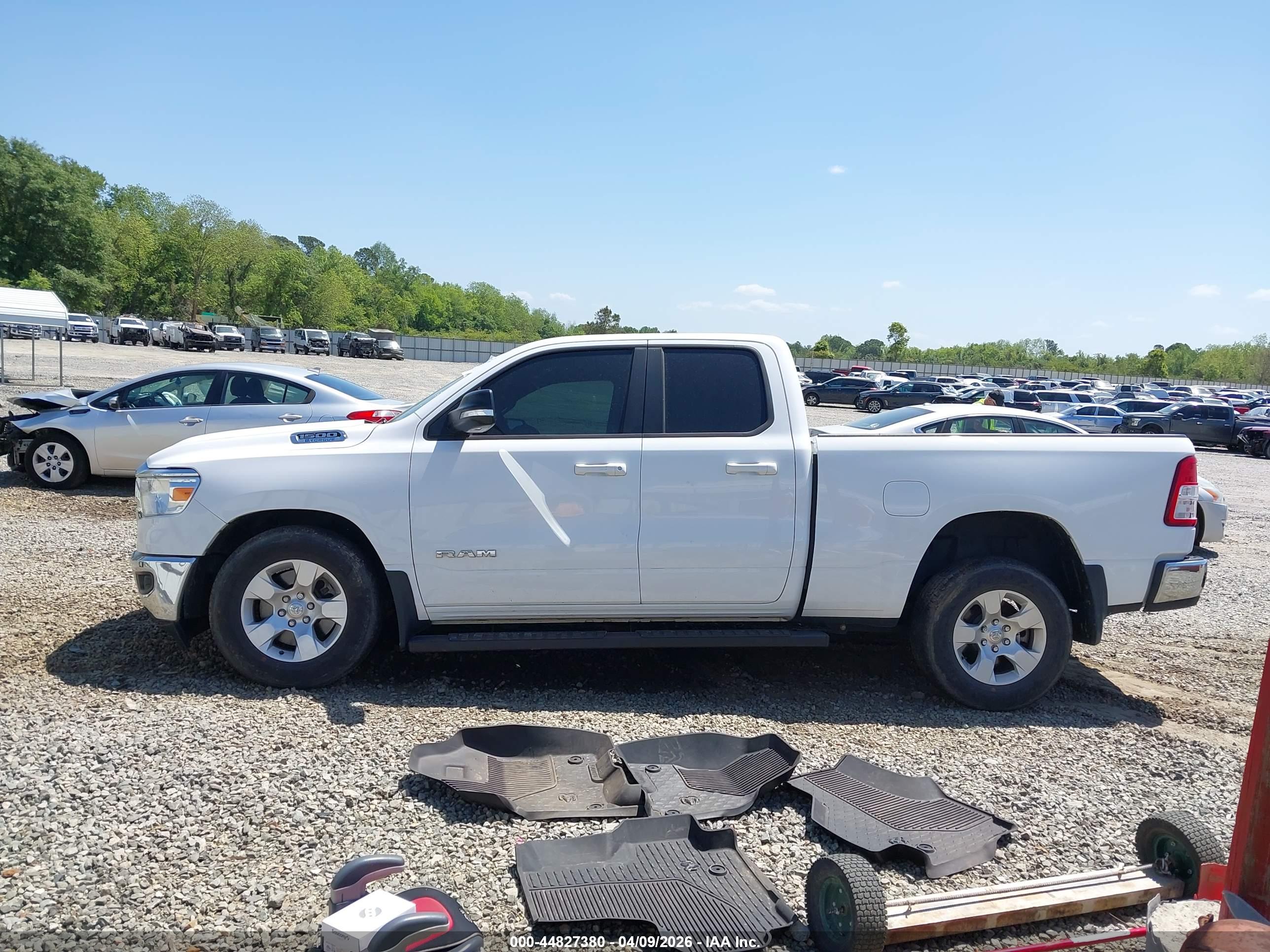 2022 RAM 1500 BIG HORN  4X2 6'4 BOX