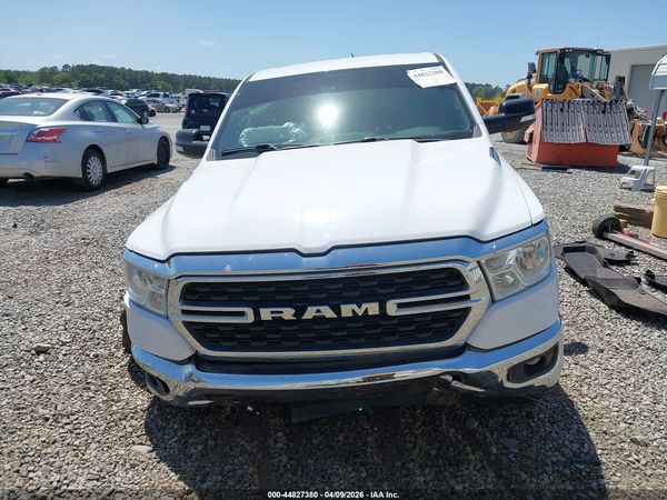 2022 RAM 1500 BIG HORN  4X2 6'4 BOX