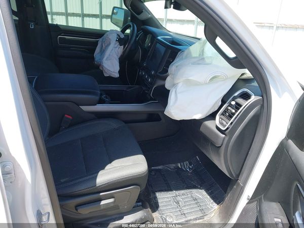 2022 RAM 1500 BIG HORN  4X2 6'4 BOX