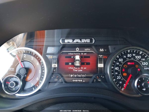 2022 RAM 1500 BIG HORN  4X2 6'4 BOX