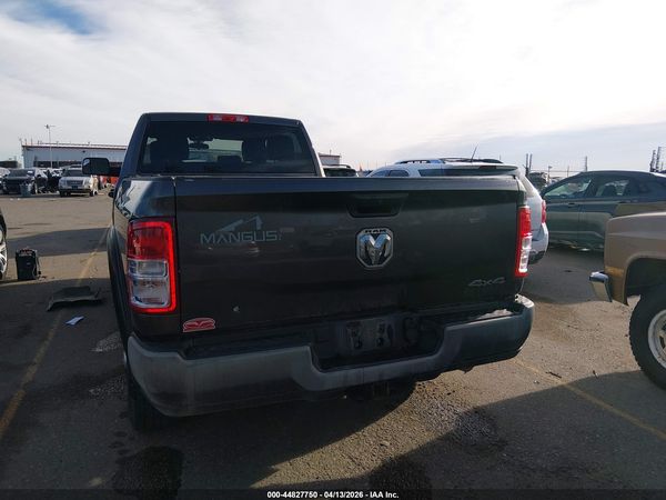 2022 RAM 3500 TRADESMAN  4X4 8' BOX