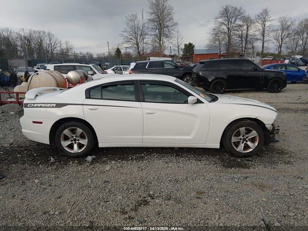 2014 DODGE CHARGER SE