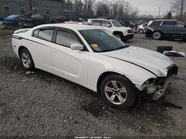 2014 DODGE CHARGER SE