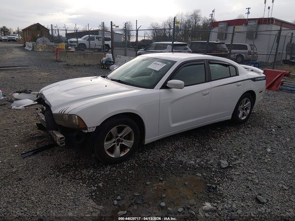 2014 DODGE CHARGER SE
